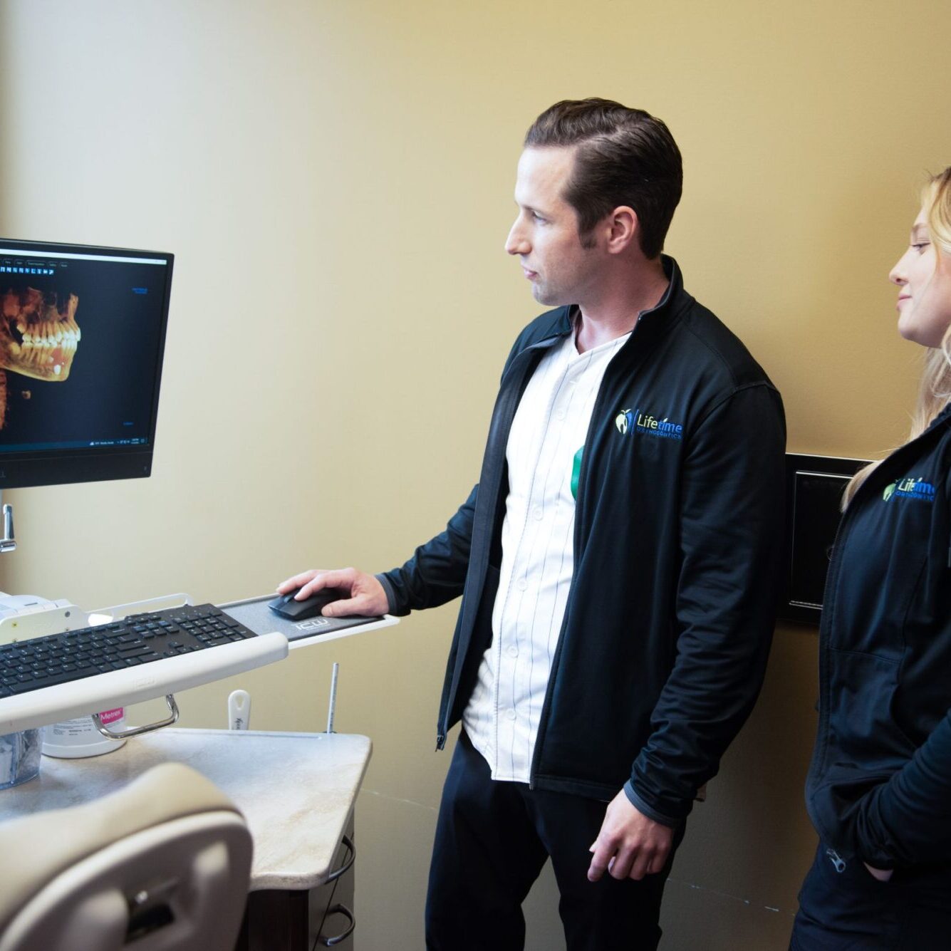 Dr Gerald Wesley orthodontist